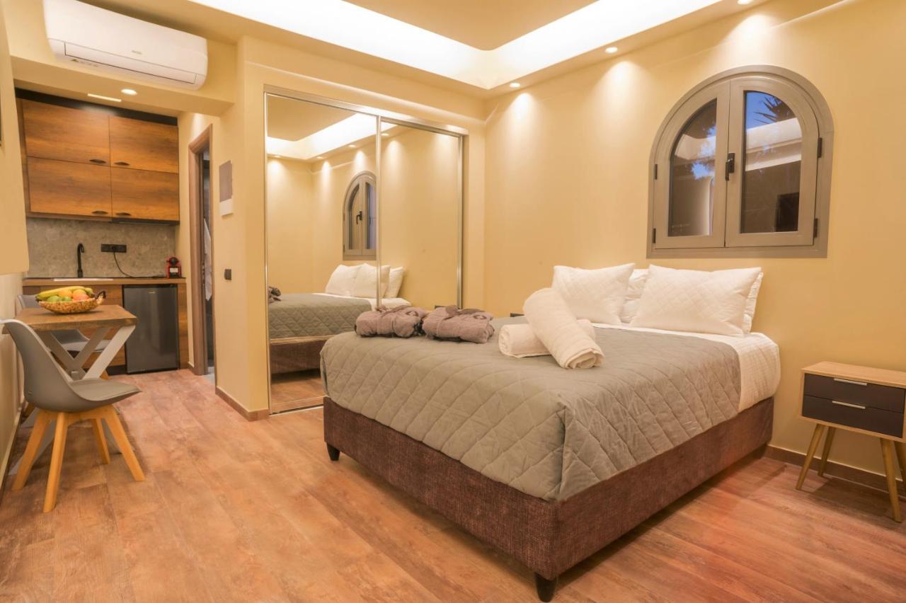Seven Keys Luxury Suites Achílleion Dış mekan fotoğraf