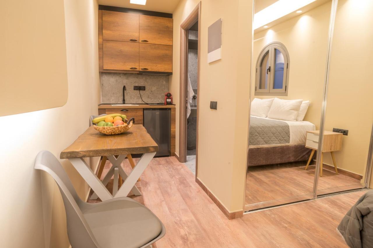 Seven Keys Luxury Suites Achílleion Dış mekan fotoğraf