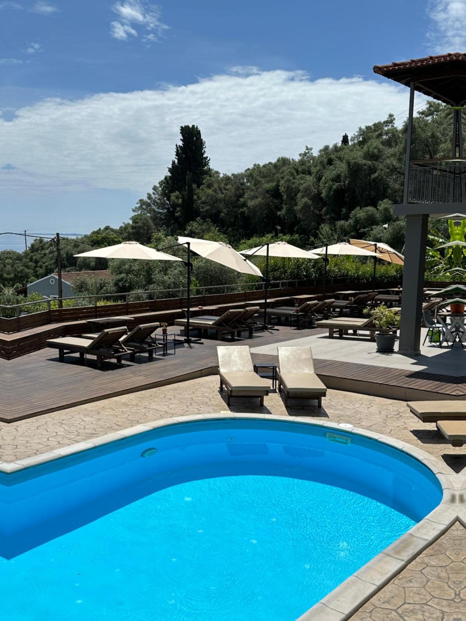 Seven Keys Luxury Suites Achílleion Dış mekan fotoğraf